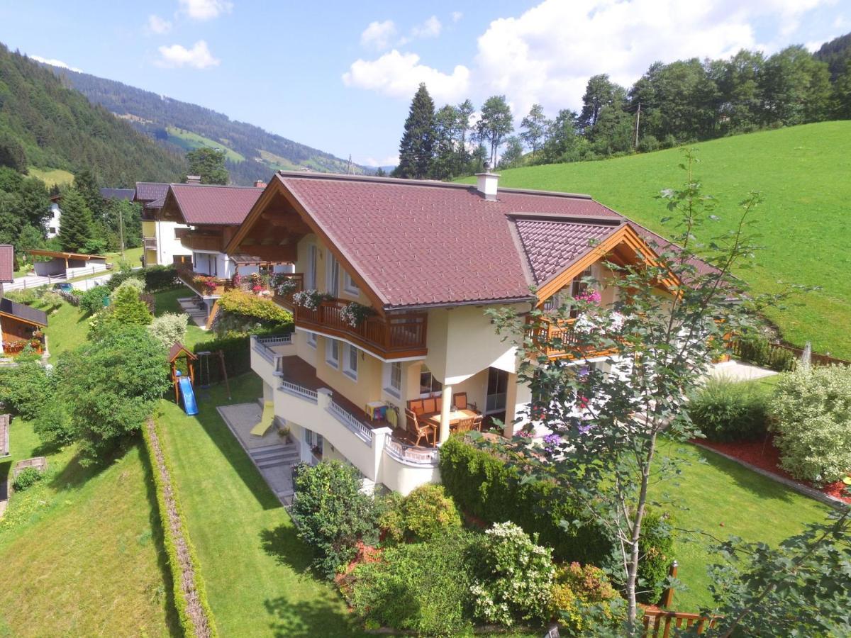 Modern Apartment In Salzburger With Terrace Kleinarl Exterior foto